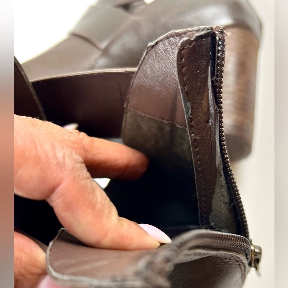 Isola Ladora Larka Horse-bit Leather Booties - Picture 9 of 13